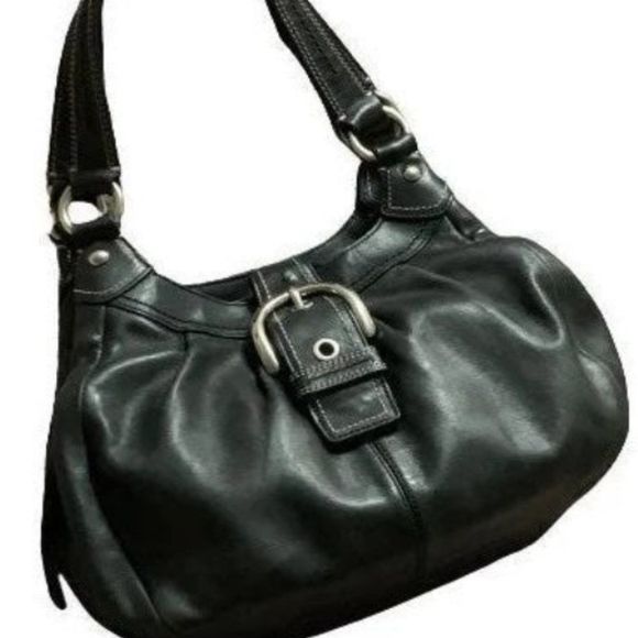 Coach | Bags | Soho Leather Lynn Black Style B1f15527 Black Hobo